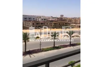 Penthouse - 3 Bedrooms - 3 Bathrooms for sale in Moon Residences - Fifth Square - The 5th Settlement - New Cairo City - Cairo