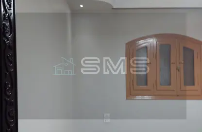 شقة - 3 غرف نوم - 3 حمامات للايجار في شارع دكتور ياسين عبد الغفار - المنطقة ج - حى جنوب الاكايمية - مدينة القاهرة الجديدة - القاهرة