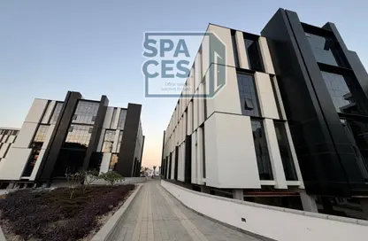 Office Space - Studio - 1 Bathroom for rent in Hyde Park - 5th Settlement Compounds - The 5th Settlement - New Cairo City - Cairo