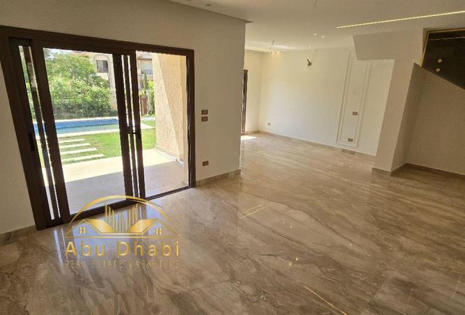 8090541 - Property Image 3