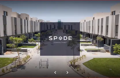 تاون هاوس - 3 غرف نوم - 3 حمامات للبيع في كمبوند البروج - كمبوندات الشروق - مدينة الشروق - القاهرة