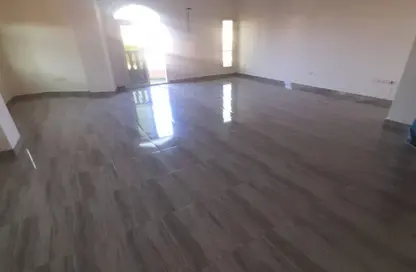 Apartment - 3 Bedrooms - 2 Bathrooms for sale in Orouba Axis - Area A - Ganoob El Acadimia - New Cairo City - Cairo