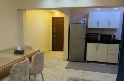 شقة - 2 غرف نوم - 1 حمام للايجار في شارع عباس العقاد - المنطقة الأولى - مدينة نصر - القاهرة