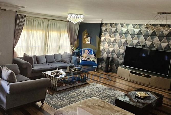 8076750 - Property Image 3