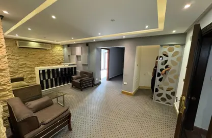 Office Space - Studio - 2 Bathrooms for rent in Sarayat Al Maadi - Hay El Maadi - Cairo