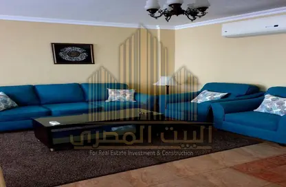 شقة - 3 غرف نوم - 1 حمام للايجار في شارع احمد بن حنبل - الرحاب المرحلة الأولى - الرحاب - مدينة القاهرة الجديدة - القاهرة