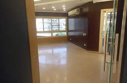 Office Space - Studio - 3 Bathrooms for rent in Al Nozha St. - Ard El Golf - Heliopolis - Masr El Gedida - Cairo