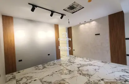 Clinic - Studio - 1 Bathroom for sale in The Gate Plaza Mall - 10th District - Sheikh Zayed City - Giza