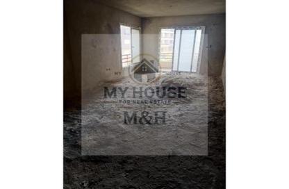 Apartment - 2 Bedrooms - 2 Bathrooms for sale in North Lotus - El Lotus - New Cairo City - Cairo
