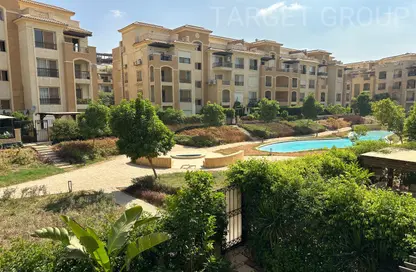Apartment - 4 Bedrooms - 2 Bathrooms for sale in Stone Residence - 5th Settlement Compounds - The 5th Settlement - New Cairo City - Cairo