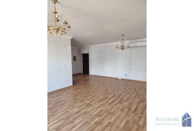 8405252 - Property Main Image