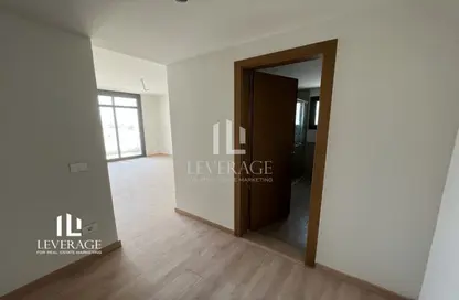 منزل مزدوج - 5 غرف نوم - 5 حمامات للبيع في كمبوند البروج - كمبوندات الشروق - مدينة الشروق - القاهرة