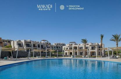 Chalet - 2 Bedrooms - 2 Bathrooms for sale in Makadi Orascom Resort - Makadi - Hurghada - Red Sea