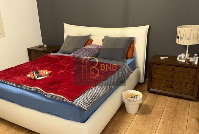 8215888 - Property Image 2