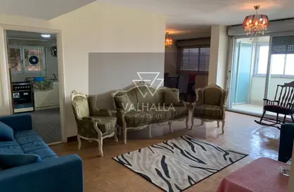 Apartment - 2 Bedrooms - 2 Bathrooms for rent in Al Gezira El Wosta St. (Yousef Kamel) - Zamalek - Cairo