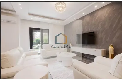 شقة - 3 غرف نوم - 3 حمامات للايجار في 6 ويست - بيفرلي هيلز - كمبوندات الشيخ زايد - الشيخ زايد - الجيزة