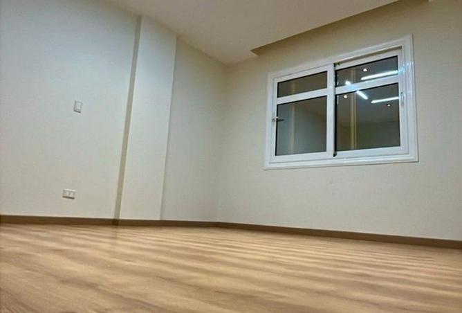 8048866 - Property Image 3