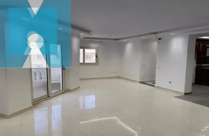 شقة - 3 غرف نوم - 2 حمامات للبيع في طيبة جاردنز - التوسعات الشمالية - مدينة 6 أكتوبر - الجيزة