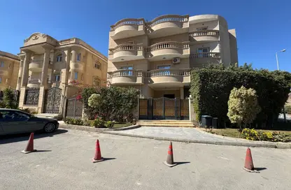 Apartment - 3 Bedrooms - 1 Bathroom for sale in El Banafseg 12 - El Banafseg - New Cairo City - Cairo