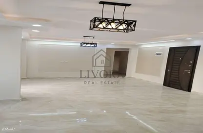 Apartment - 3 Bedrooms - 2 Bathrooms for rent in Degla Palms - Al Wahat Road - 6 October City - Giza