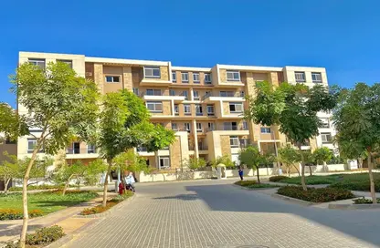 Apartment - 2 Bedrooms - 2 Bathrooms for sale in Taj City - 5th Settlement Compounds - The 5th Settlement - New Cairo City - Cairo
