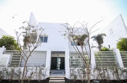 Villa - 6 Bedrooms - 5 Bathrooms for sale in Cleopatra Square - 26th of July Corridor - 6 October City - Giza
