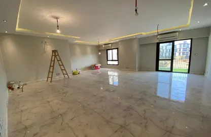 Apartment - 3 Bedrooms - 4 Bathrooms for rent in The Courtyards - Sheikh Zayed Compounds - Sheikh Zayed City - Giza