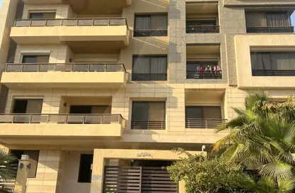 Apartment - 3 Bedrooms - 2 Bathrooms for sale in South Lotus - El Lotus - New Cairo City - Cairo