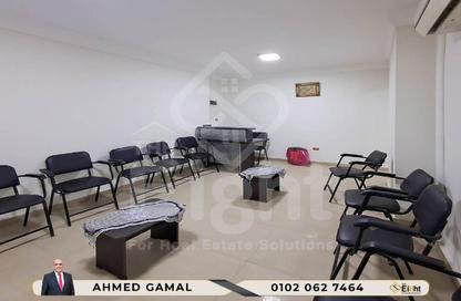عيادة - استوديو - 1 حمام للبيع في شارع احمد شوقى - مصطفي كامل - حي شرق - الاسكندرية