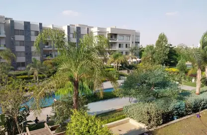 Apartment - 3 Bedrooms - 3 Bathrooms for sale in Galleria Moon Valley - South Investors Area - New Cairo City - Cairo