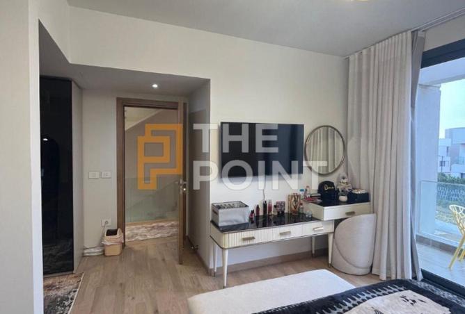 8326961 - Property Image 2