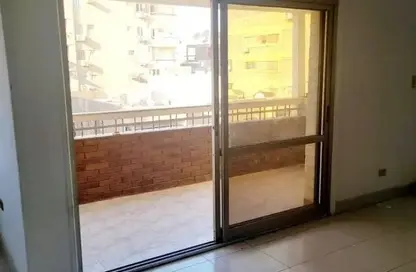 Apartment - 3 Bedrooms - 2 Bathrooms for sale in Mohamed Abd Al Haleem Abd Allah St. - 6th Zone - Nasr City - Cairo