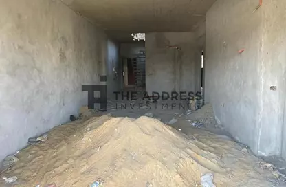 (بنتهاوس  (روف - 4 غرف نوم - 3 حمامات للبيع في جاليريا  مون فالى - المستثمرين الجنوبية - مدينة القاهرة الجديدة - القاهرة