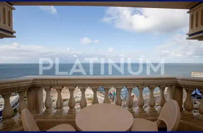 Apartment - 4 Bedrooms - 5 Bathrooms for sale in Al Geish Road - Roushdy - Hay Sharq - Alexandria