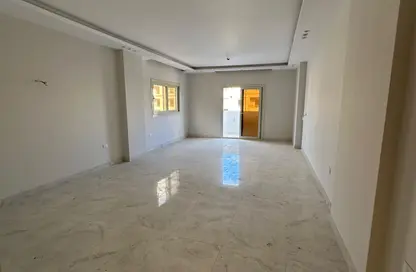 Apartment - 3 Bedrooms - 3 Bathrooms for rent in North Lotus - El Lotus - New Cairo City - Cairo