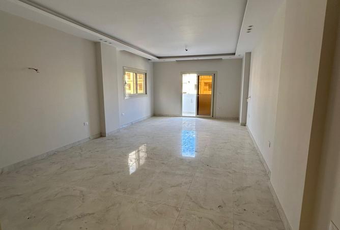 8265876 - Property Main Image