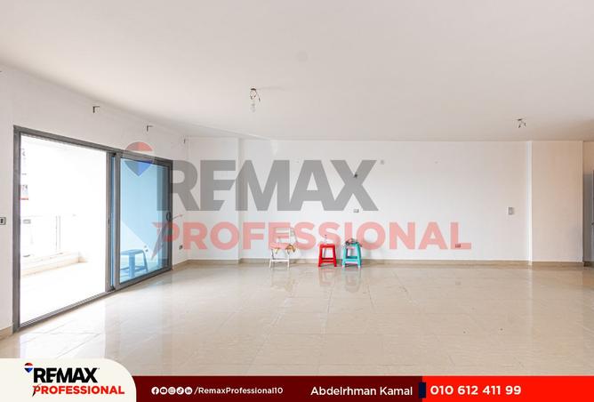 8372816 - Property Image 3