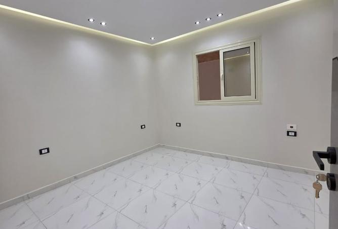 8555704 - Property Image 3