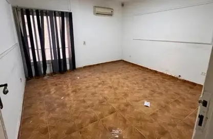 Co-Working Space - Studio - 2 Bathrooms for rent in Abbas Al Akkad St. - 1st Zone - Nasr City - Cairo