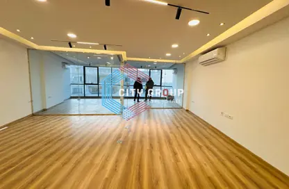 Office Space - Studio - 2 Bathrooms for rent in Zahraa El Maadi - Hay El Maadi - Cairo