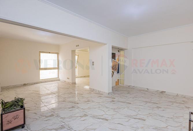 8359052 - Property Image 2