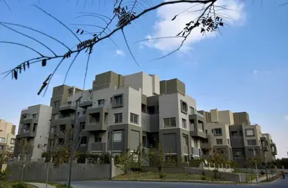 Apartment - 2 Bedrooms - 2 Bathrooms for sale in Palm Hills Village Gate - South Investors Area - New Cairo City - Cairo