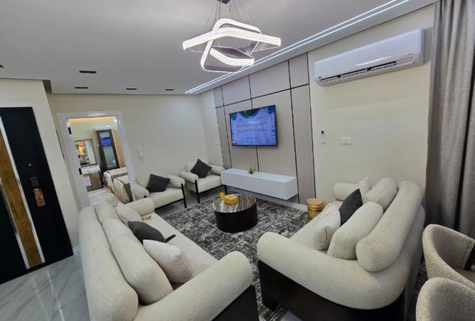 8205104 - Property Main Image