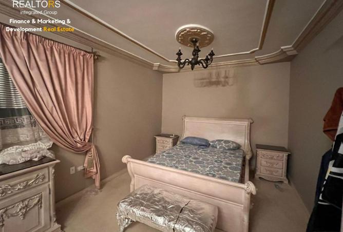 8250109 - Property Image 2