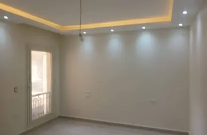 Apartment - 4 Bedrooms - 3 Bathrooms for rent in Stone Residence - 5th Settlement Compounds - The 5th Settlement - New Cairo City - Cairo