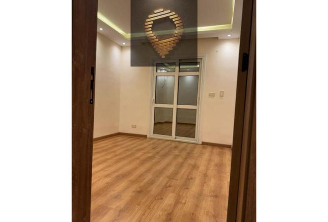 8427803 - Property Image 3