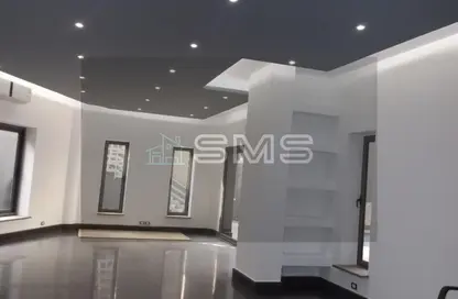 شقة - 3 غرف نوم - 3 حمامات للايجار في غرب الجولف - كمبوندات القطامية - القطامية - مدينة القاهرة الجديدة - القاهرة