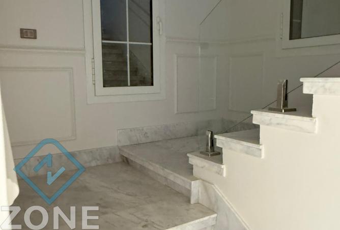 7443767 - Property Image 2