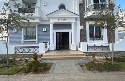 فيلا - 4 غرف نوم - 3 حمامات للبيع في ماونتن فيو اكتوبر بارك - الحي السادس - مدينة 6 أكتوبر - الجيزة