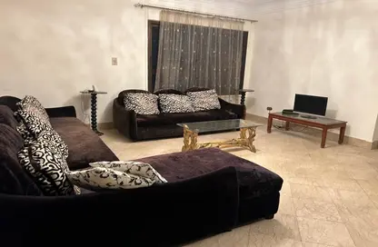 Apartment - 3 Bedrooms - 2 Bathrooms for rent in Nasr St. - Hay El Maadi - Cairo